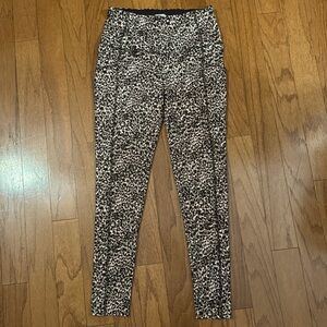 Chico’s‎ Zenergy So Slimming Island Animal Leggings NWT